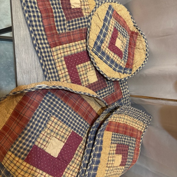 Patchwork Quilted Table Set - Picture 1 of 1
